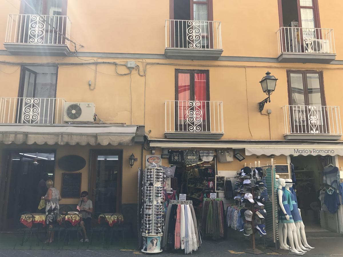 Sorrento Deluxe B&B Exteriör bild